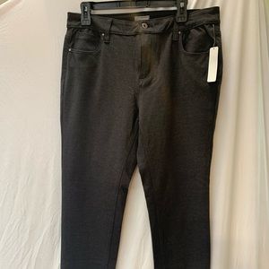 New Direction Charcoal skinny pants NWT